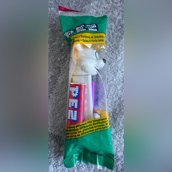 Vintage PEZ Icee Polar Bear Dispenser Unopened Package - Picture 3 of 6
